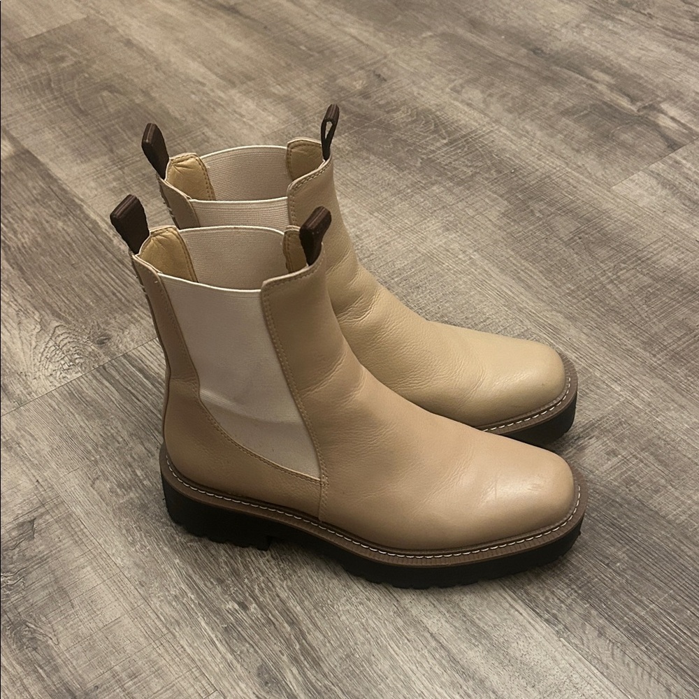 Sam Edelman Laguna Chelsea Boot